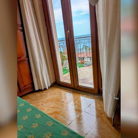 Paradiso Hotel Ristorante Riaci Capo 外观 照片