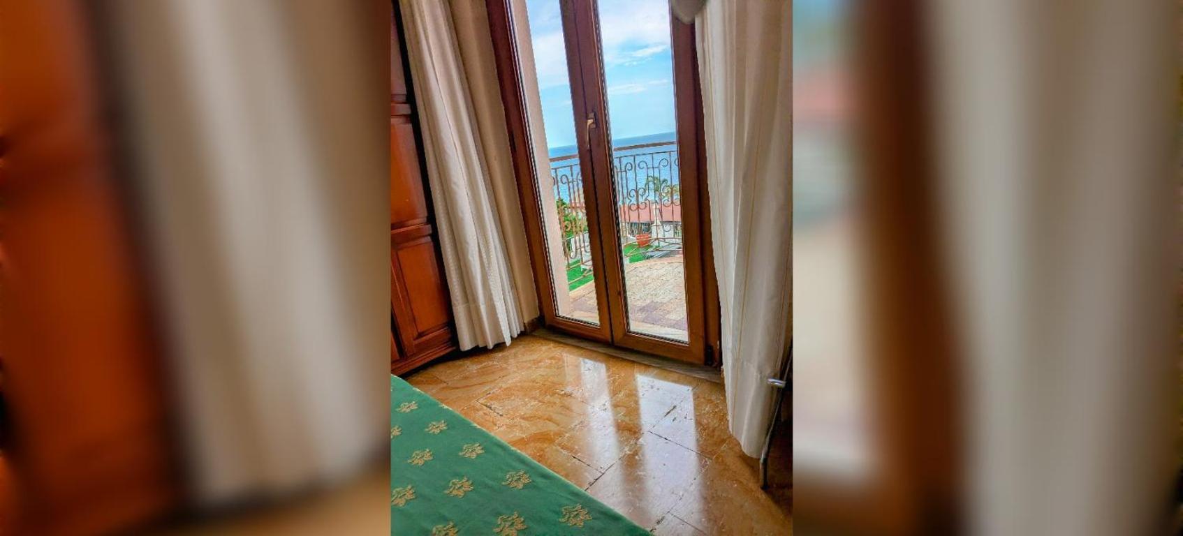Paradiso Hotel Ristorante Riaci Capo 外观 照片