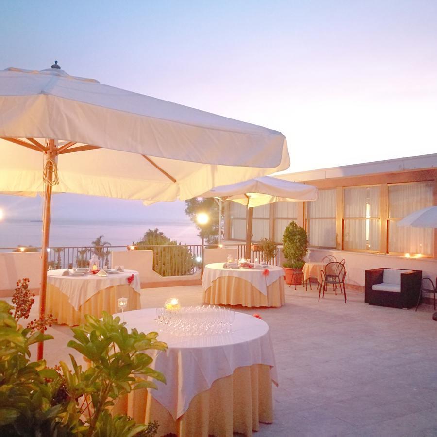 Paradiso Hotel Ristorante Riaci Capo 外观 照片