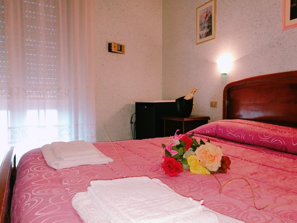 Paradiso Hotel Ristorante Riaci Capo 外观 照片