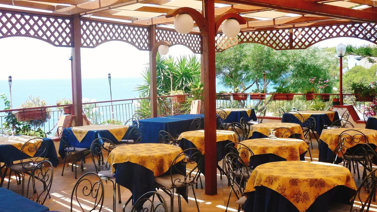 Paradiso Hotel Ristorante Riaci Capo 外观 照片